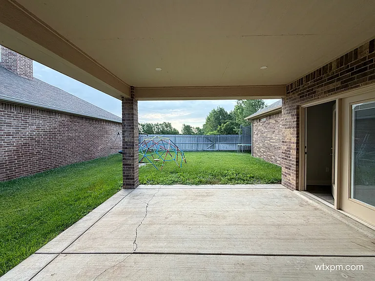 6811 Tatum Cir — Photo 25
