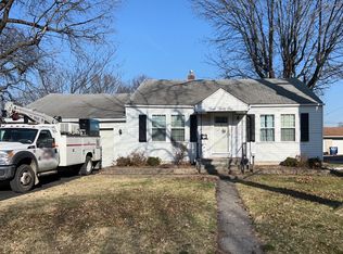 331 S 9th St, Wood River, IL