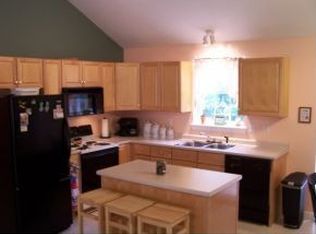 137 Shaw Hill Rd, Rindge, NH 03461