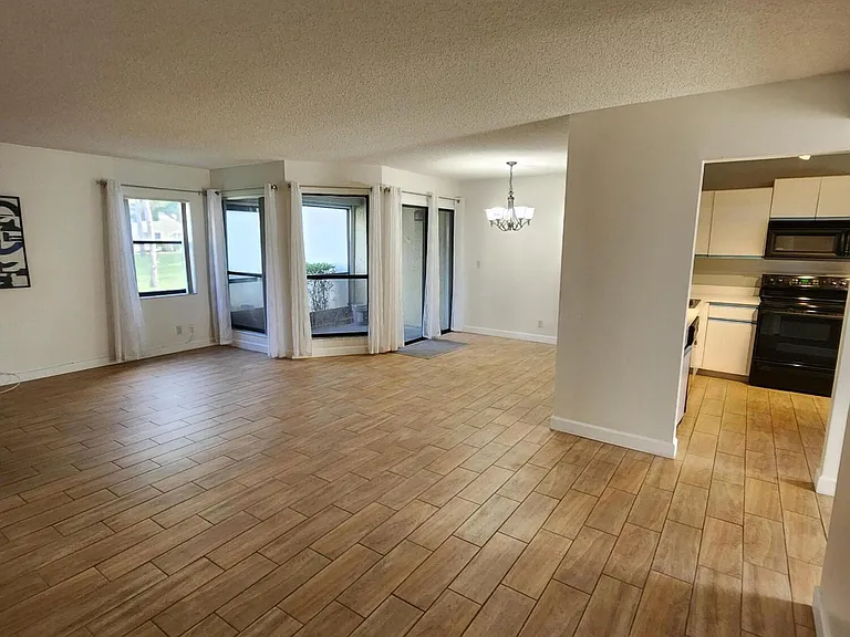 3345 Lucerne Park Dr #3345 — Photo 8