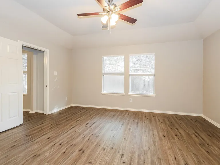 28506 Carly Cove Ln — Photo 9