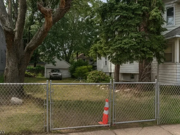 279.01 Amherst Street, East Orange City, NJ 07018