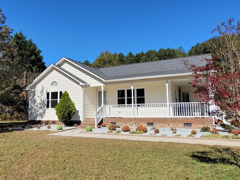 2nd image of 124 Forest Ridge Dr