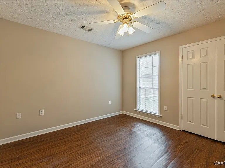 1703 Pebble Creek Dr — Photo 11