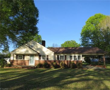 318 Daniel Adkins St, Eden, NC, 27288