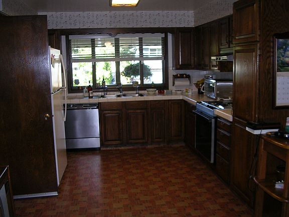 Updated Kitchen/Tile
