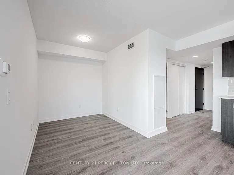 1480 Bayly St #513 — Photo 5