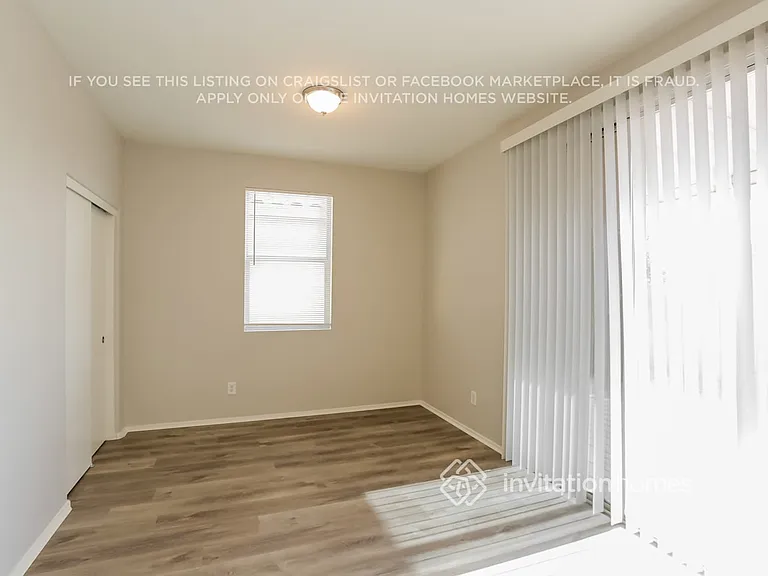 3927 S 53rd Dr — Photo 9