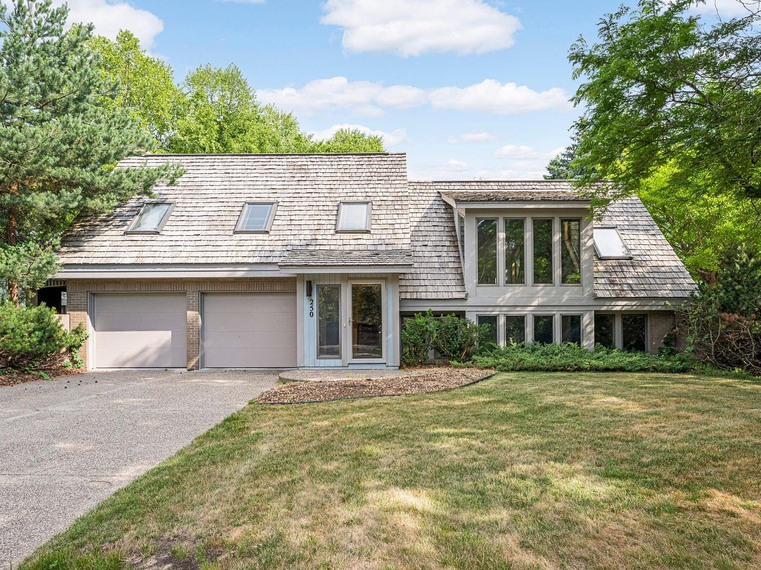 250 King Creek Rd, Golden Valley, MN 55416 Zillow