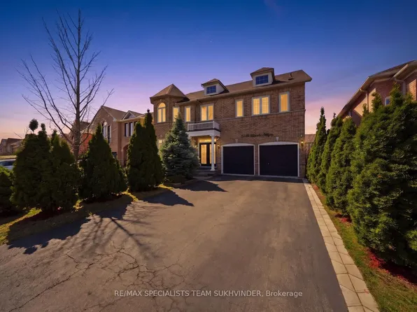 7148 Lowville Hts, Mississauga, ON L5N 8E6