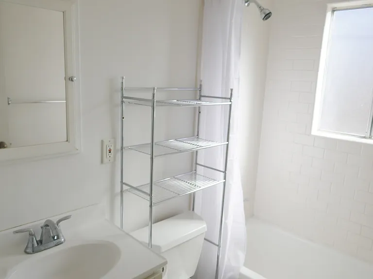 3937 Tilden Ave #B — Photo 21