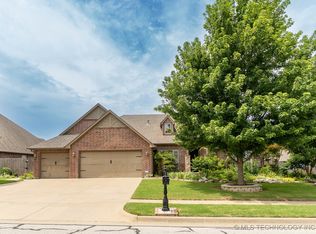 9314 N 96th East Ave, Owasso, OK 74055