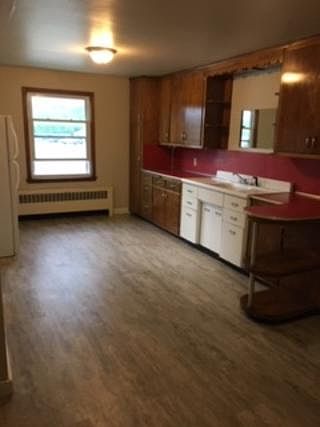 1st image of 2411 Glendale Ave APT 3