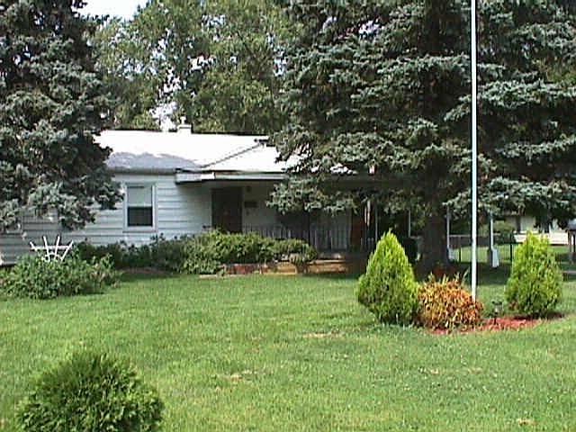1st image of 2344 E Nelson Ave