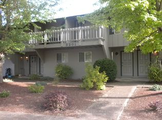 3201 Aquarius Blvd #A, Newberg, OR 97132