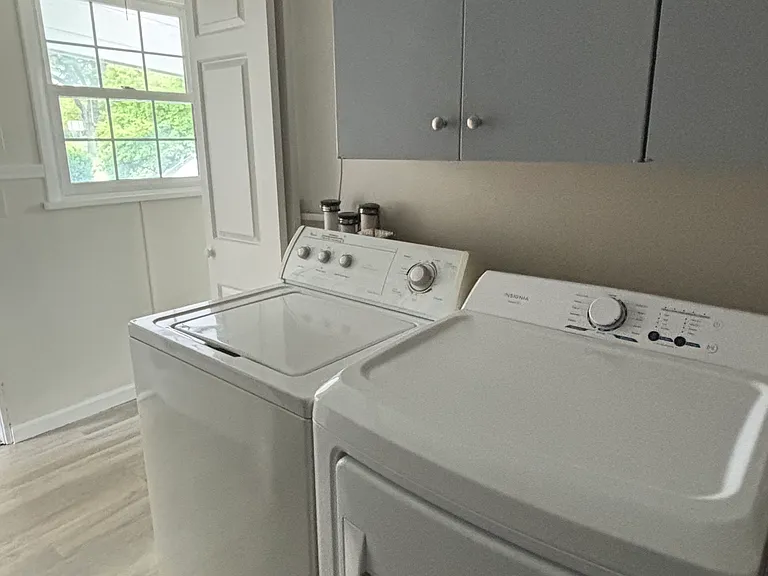 Westfall Rd — Photo 19