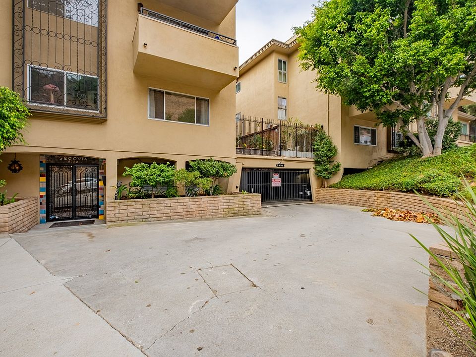 1st image of 6752 Hillpark Dr