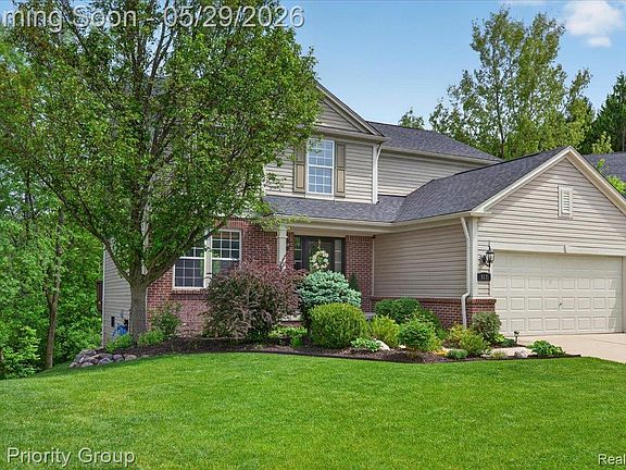 2nd image of 517 Deer Valley Rd