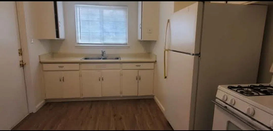 3 bed, 1066 sqft, $1,500 — Photo 4