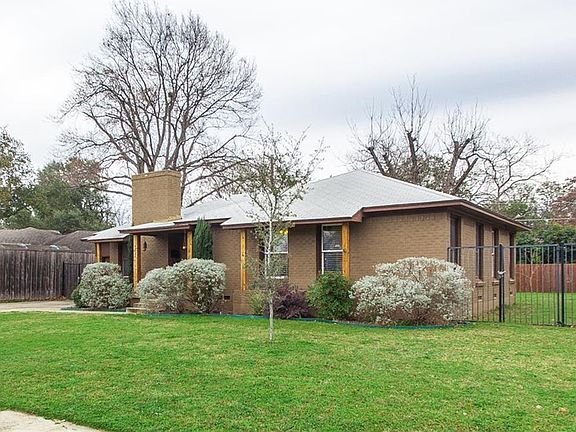 3rd image of 9822 Carnegie Dr