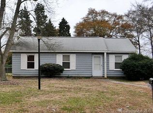 525 Singing Cove Ct, Charlotte, NC 28273