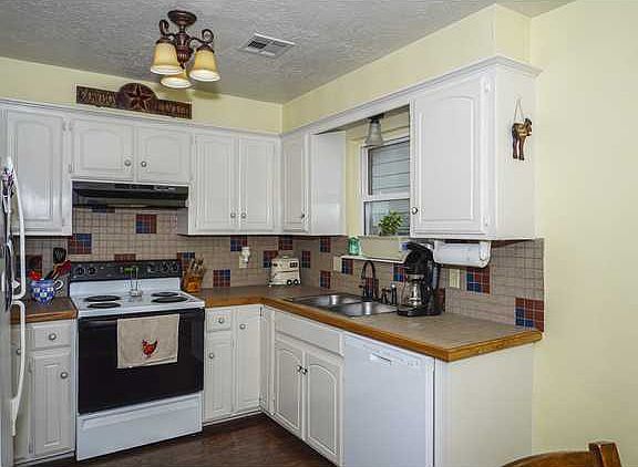 5th image of 4717 Brookwood Dr