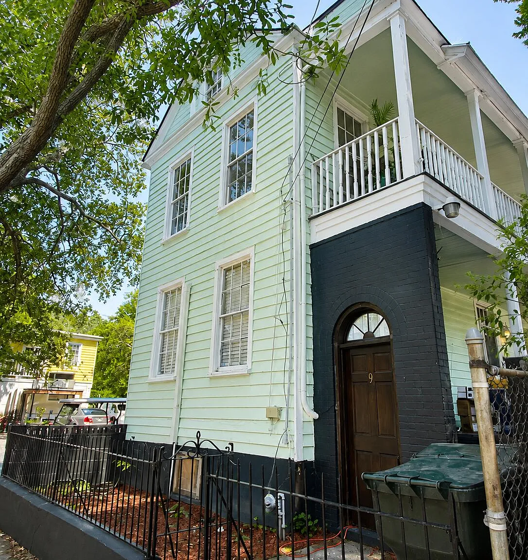 3 bed, 2.5 bath, 1226 sqft, $4,100 — Photo 2