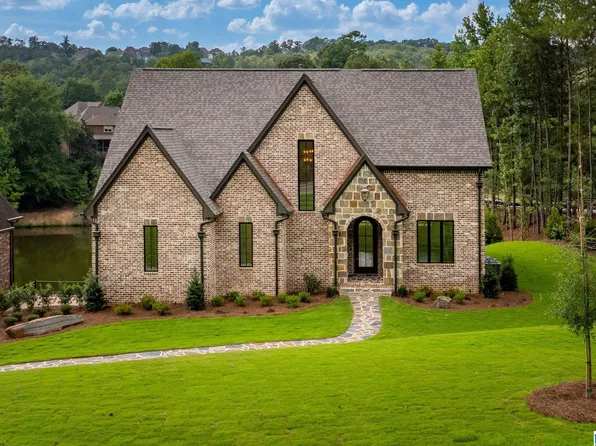 5651 Brocks Cv, Hoover, AL 35244