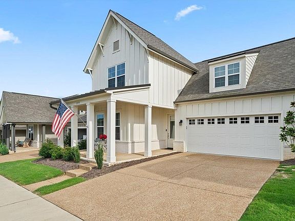 3rd image of 12735 Hollow Oak Dr S