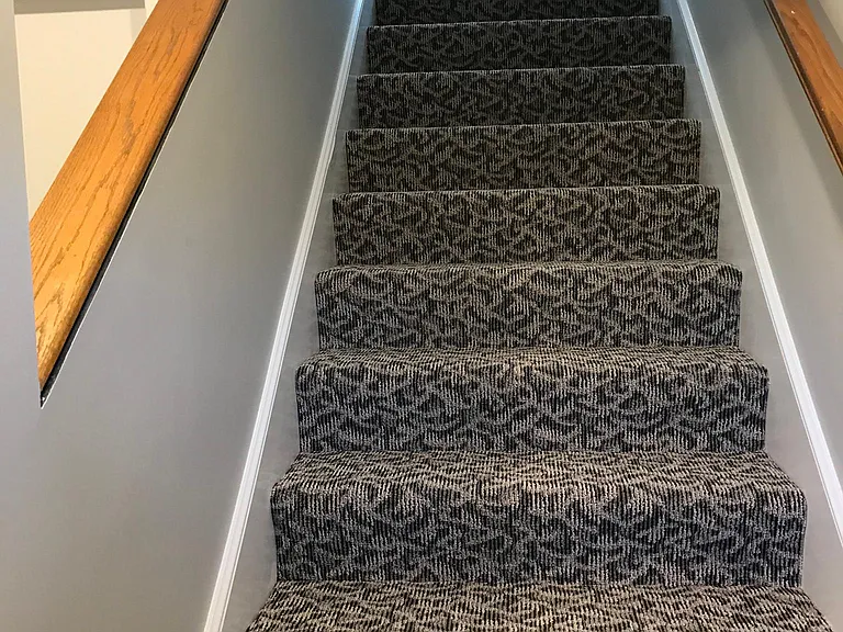 Media carpet for high traffic that looks nice after lots of wear of use.