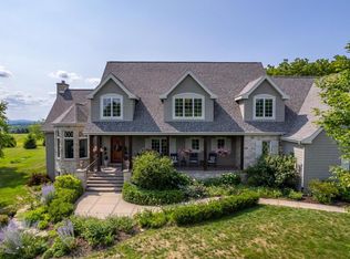 3253 Fernglade Rd, Verona, WI 53593