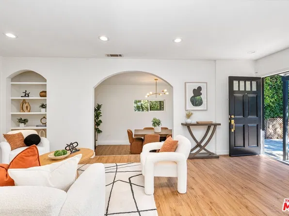 3917 Beethoven St, Los Angeles, CA 90066