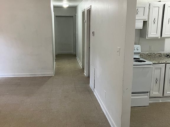 4th image of 1768 Hunting Creek Ln SE