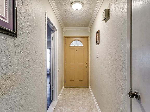4th image of 6216 Melinda Dr