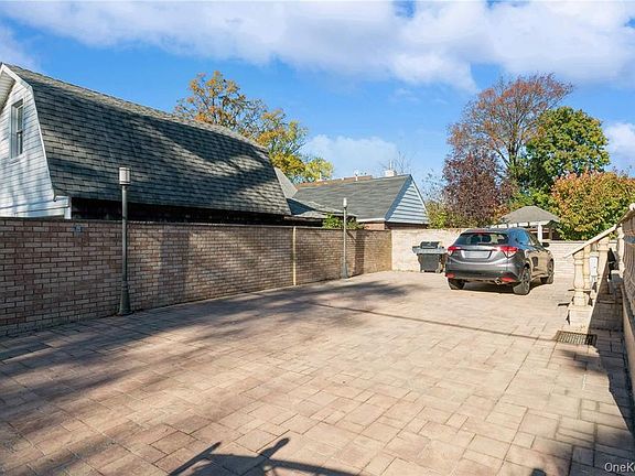 5th image of 166-21 Goethals Avenue