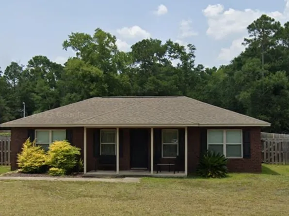 6558 Warren Rd, Milton, FL 32583