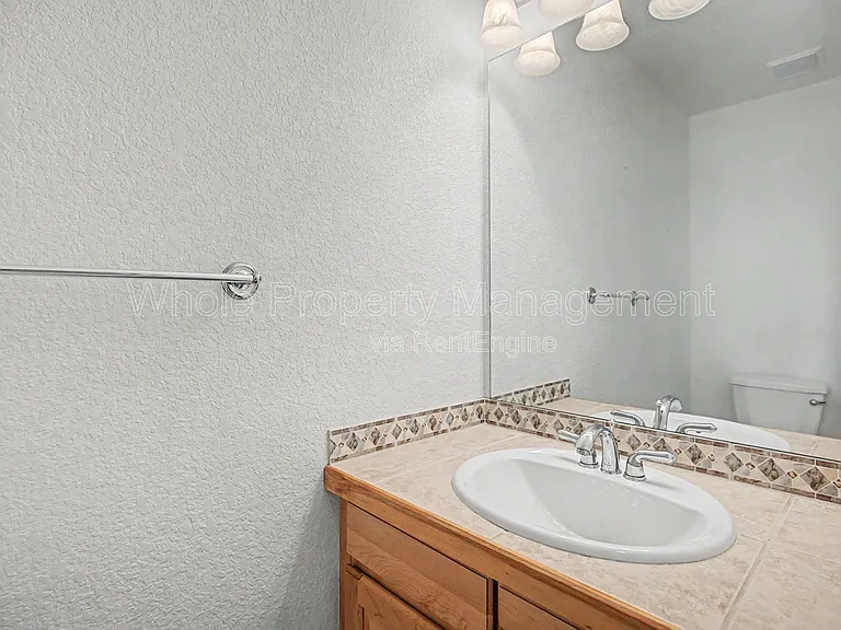 11081 Independence Cir W — Photo 28
