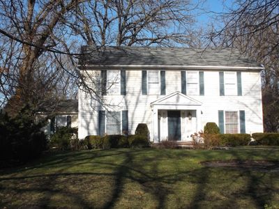 1276 W Deerpath, Lake Forest, IL, 60045