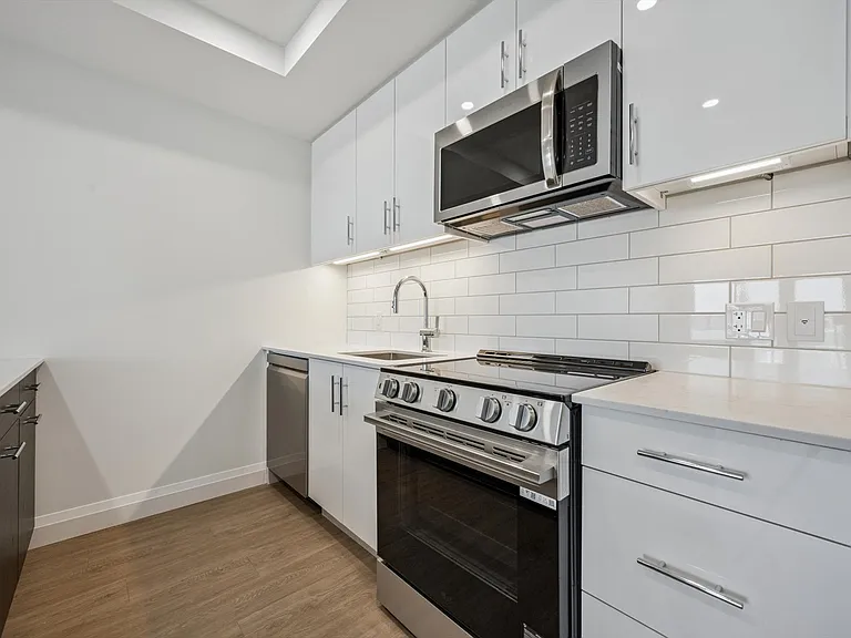 410 Westhaven St — Photo 98