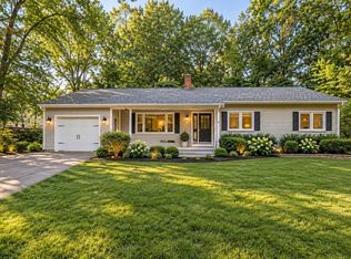 44 Shannon Road, Salem, NH 03079