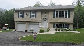 1st image of 220 Malvina Ln