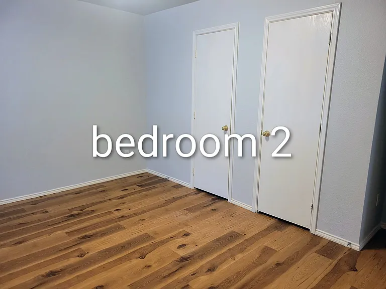 9105 Warren Dr — Photo 25
