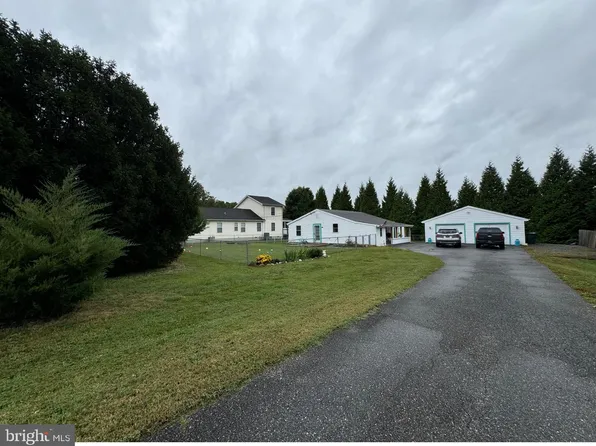 570 Chestnut St, Townsend, DE 19734