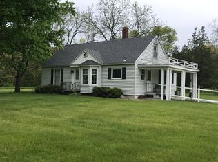 8004 Whitehall Rd, Whitehall, MI 49461