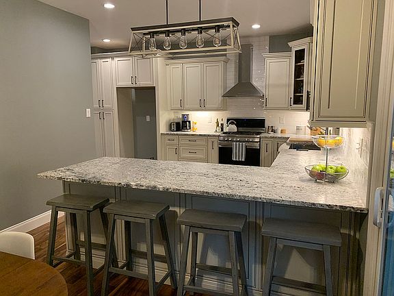 2nd image of 5861 Birchmont Place Dr