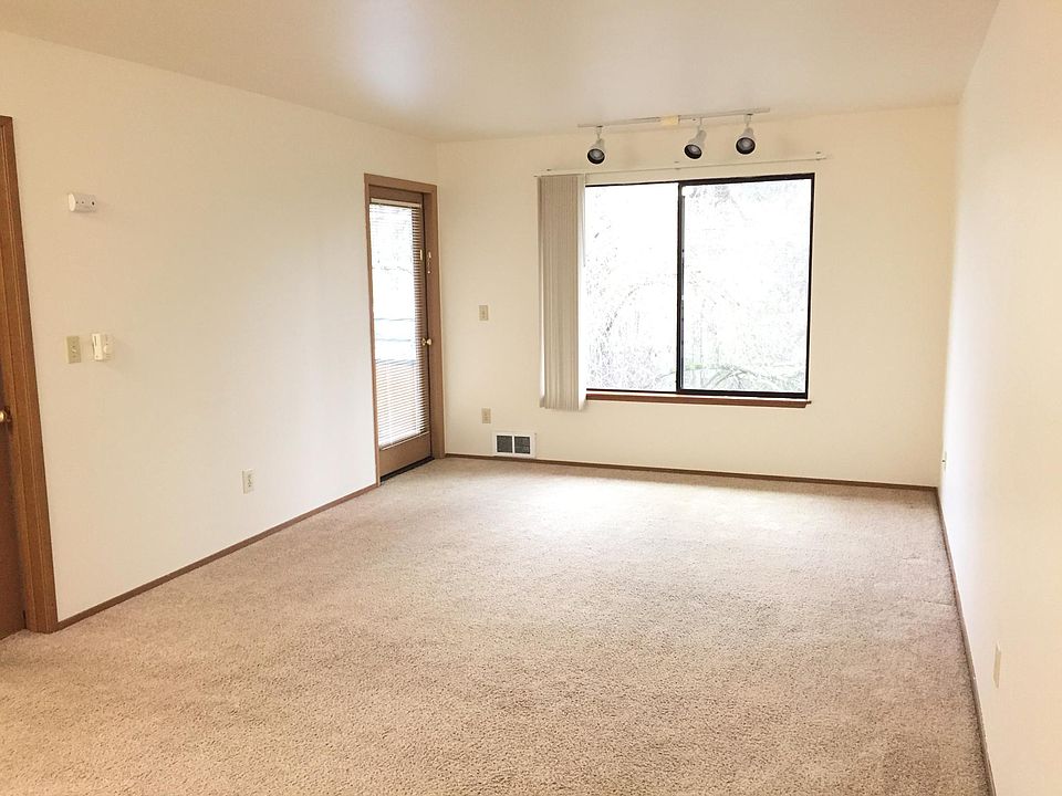 1st image of 2251 NE Blakeley St APT 205