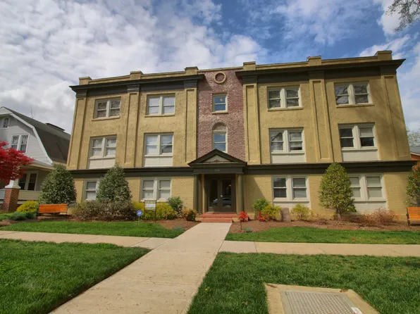 916 W Trinity