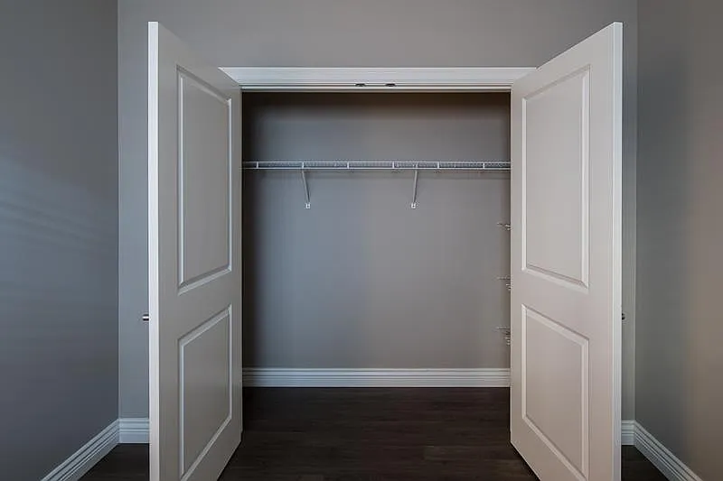 2 bed, 850 sqft, $1,800 — Photo 2