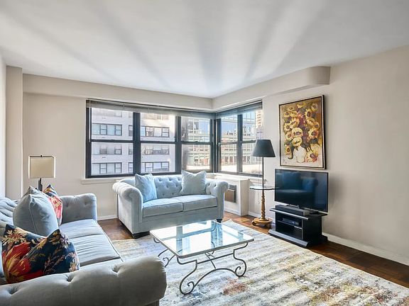 3rd image of 399 E 72nd St APT 10F