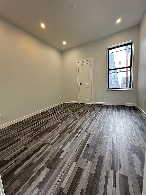 409 Grand Street — Photo 3